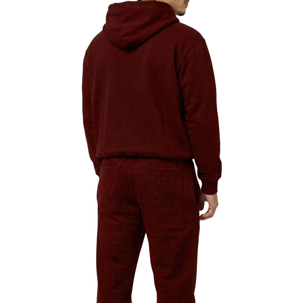 Time Capsule Set in Reserve Red, getragen von hinten